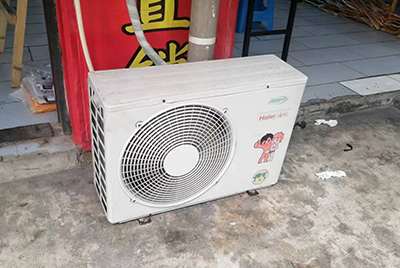 荷塘空调突然不制冷只吹自然风怎么办？